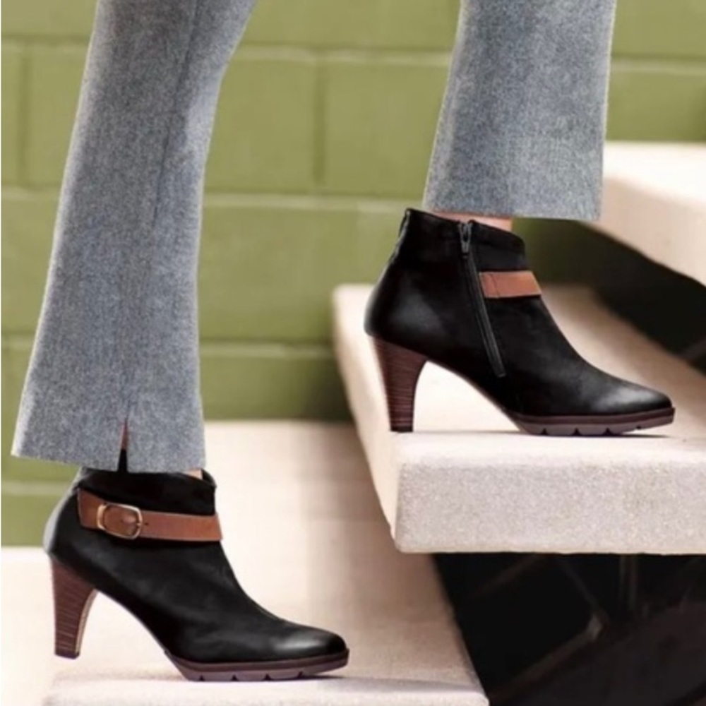 Paul Green | Black | Leather Ankle Boots | Sz 5.5 EUC